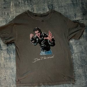 Elvis women’s oversized medium tshirt